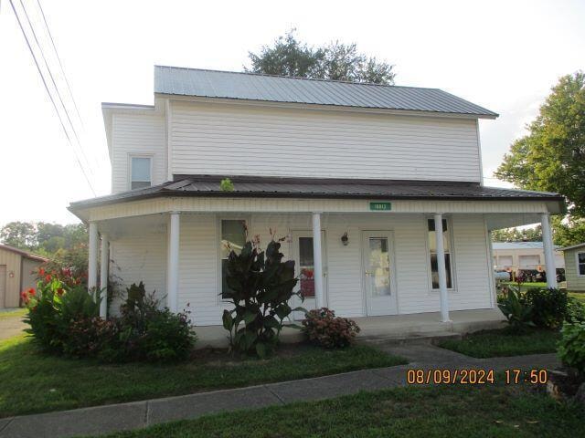 18813 Main St Front view 1