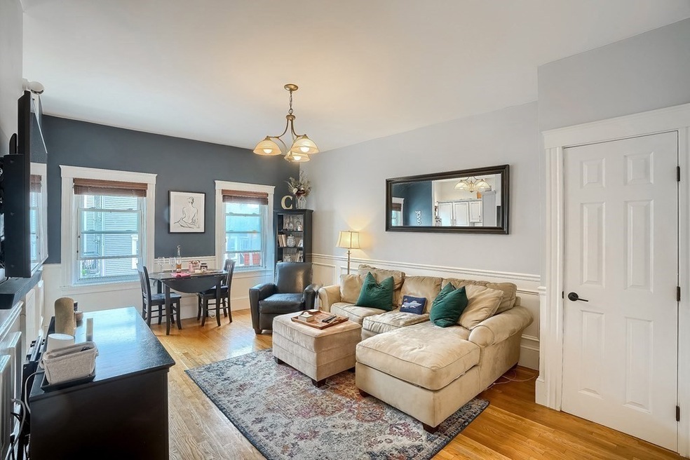 136-136A D St unit 2, Boston, MA 02127 - photo 1