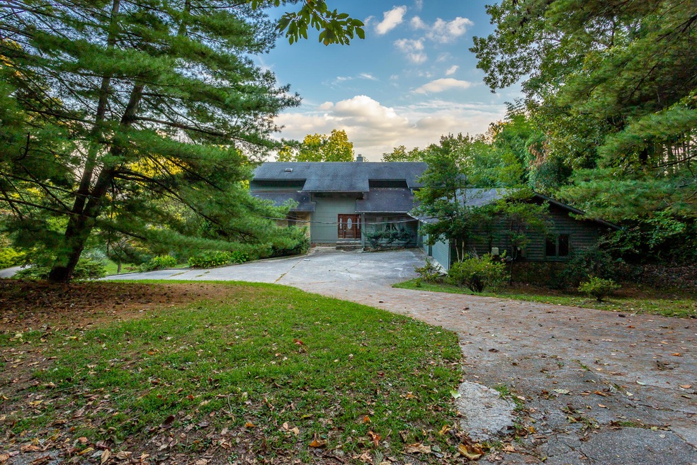 Sold $590,000 • Co-Listing Agent