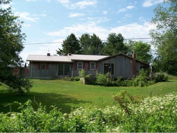 391 Berthiaume Rd, Fairfax, VT 05454 - photo 1