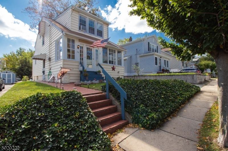 35 Holmes St, Nutley, NJ 07110 - photo 1
