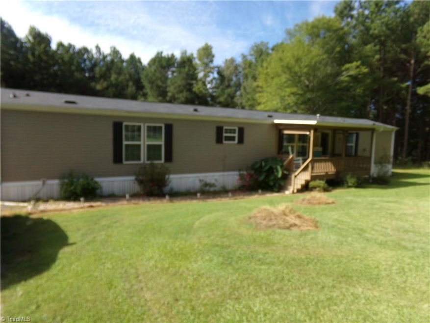 3323 Fulton Rd, Asheboro, NC 27205 - photo 1