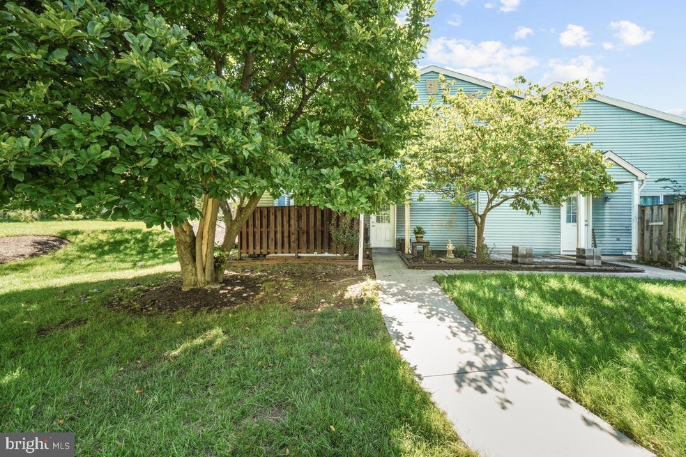 5806H Shadbush Ct unit 409, Frederick, MD 21703 - photo 1