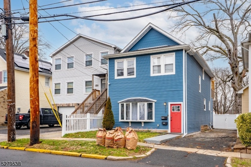 227 E 9th Ave, Roselle, NJ 07203 - photo 1