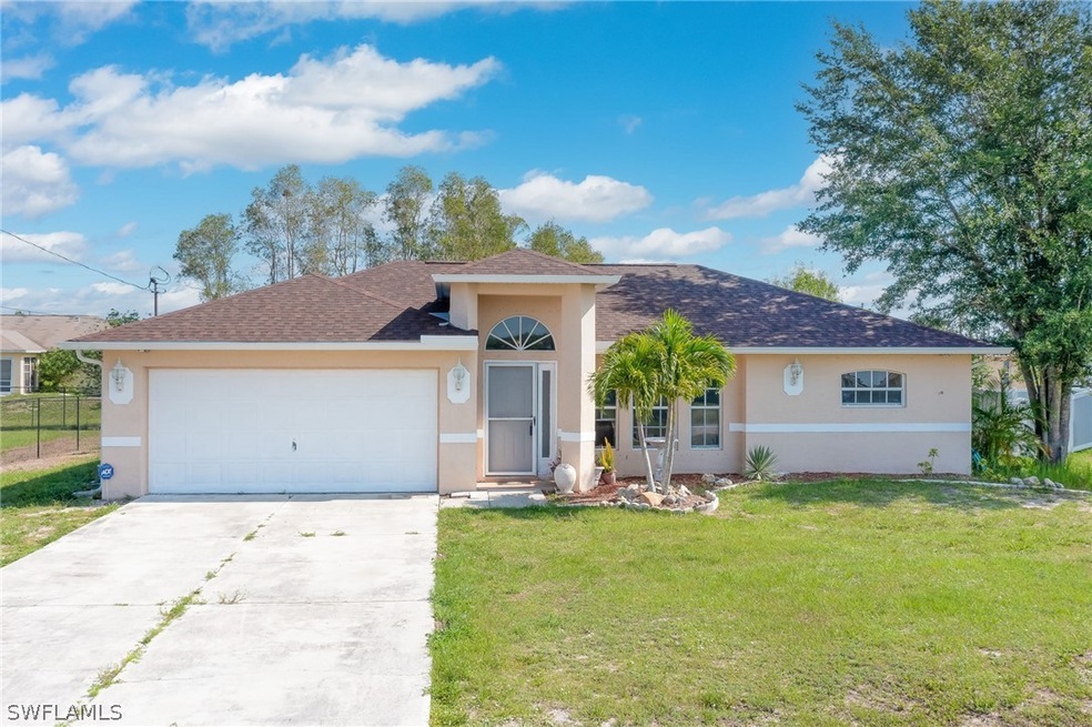 215 Magellan St, Fort Myers, FL 33913 - photo 1