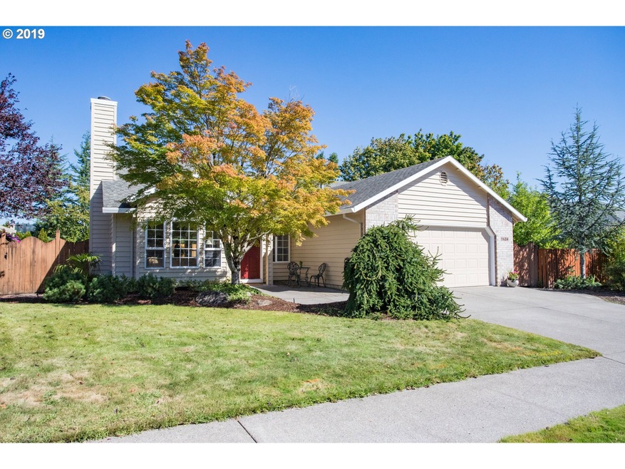 1634 SW Spence Ave, Troutdale, OR 97060 - photo 1