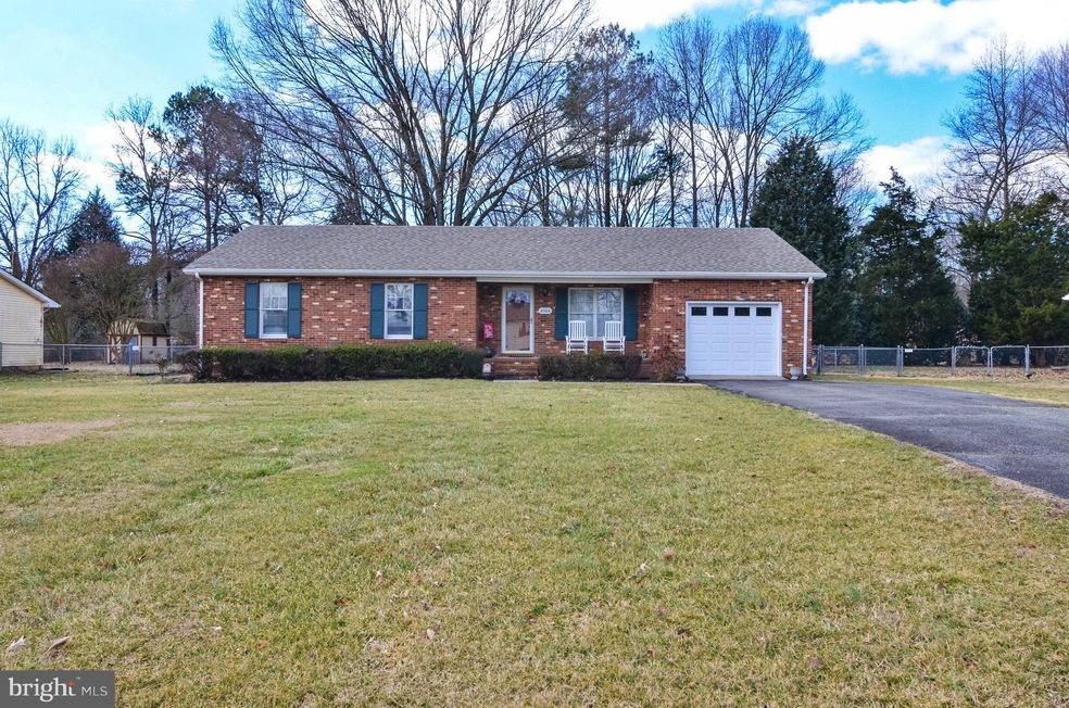 4304 Danube Dr, King George, VA 22485 - photo 1