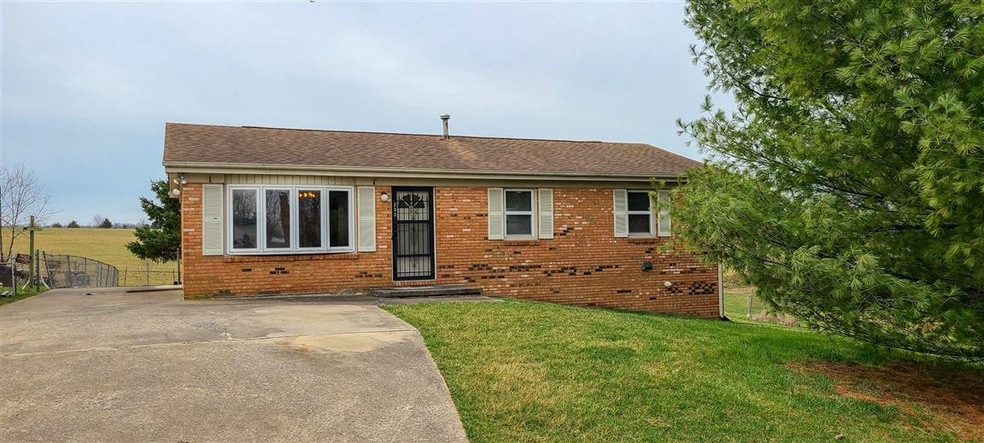 233 Westgate Rd, Verona, VA 24482 - photo 1