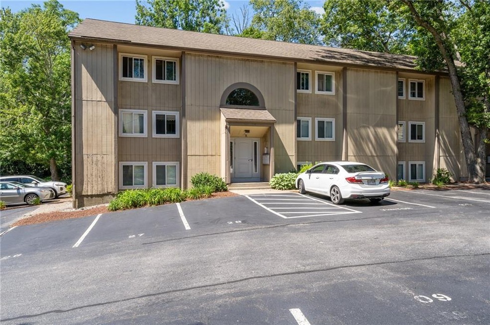 400 New River Rd unit 108, Manville, RI 02838 - photo 1