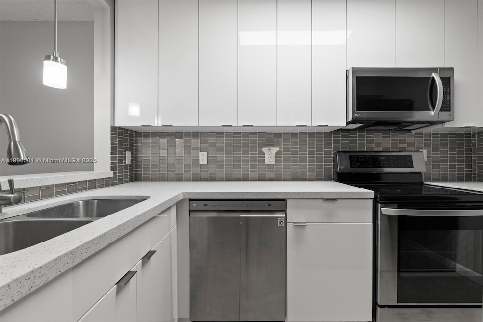 For Rent $1,950/month • Co-Listing Agent