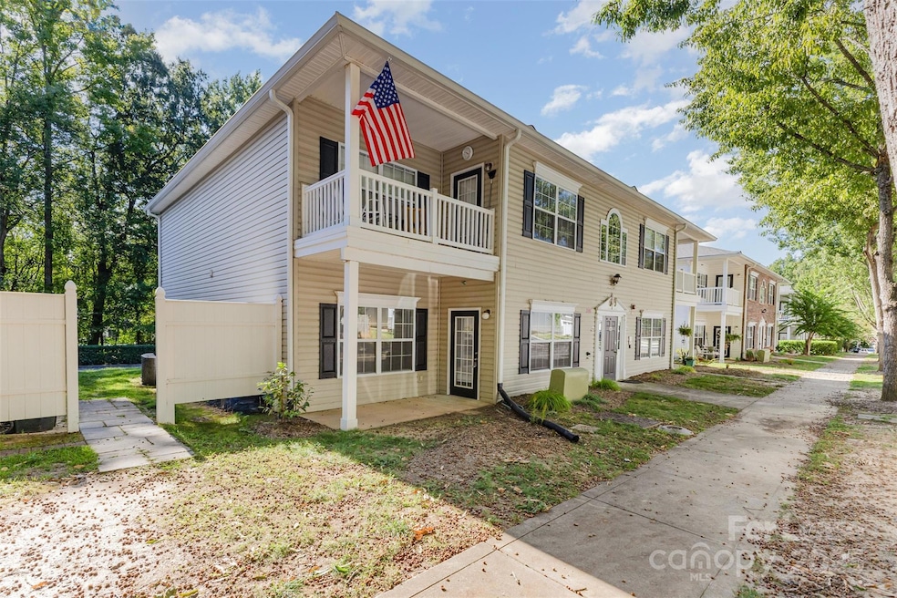 19808 Feriba Place unit C, Cornelius, NC 28031 - photo 1