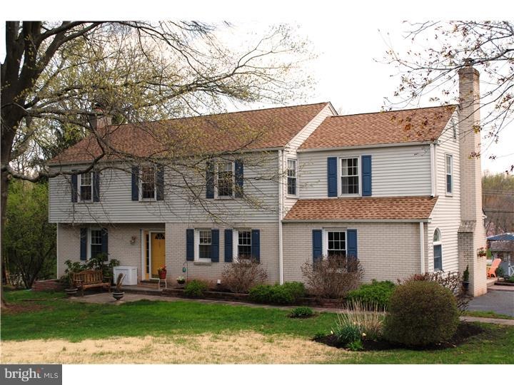 52 N Forge Manor Dr, Phoenixville, PA 19460 - photo 1