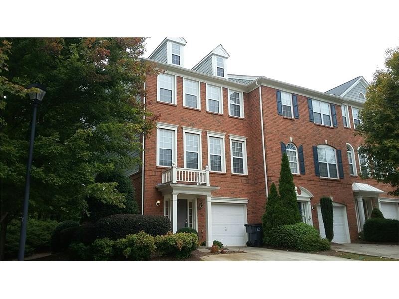 Prime end unit lot for privacy