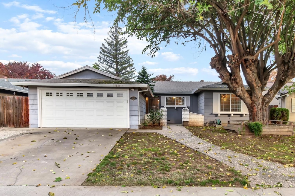 2833 Sandbrook Ct, Sacramento, CA 95826 - photo 1