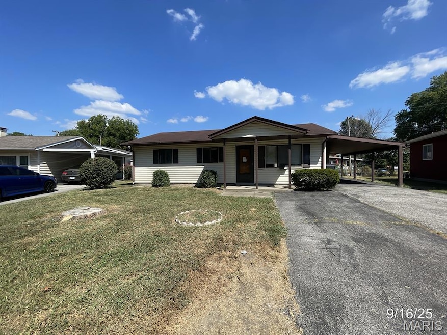 1108 N 39th St, Belleville, IL 62226 - photo 1