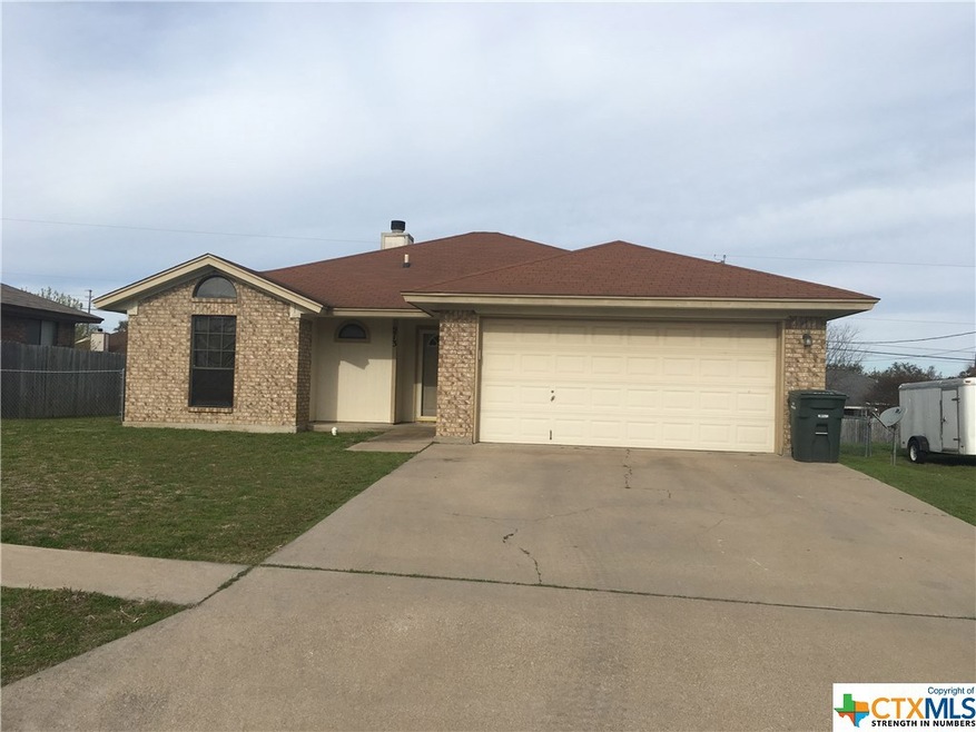 213 Wagontrain Cir, Copperas Cove, TX 76522 - photo 1