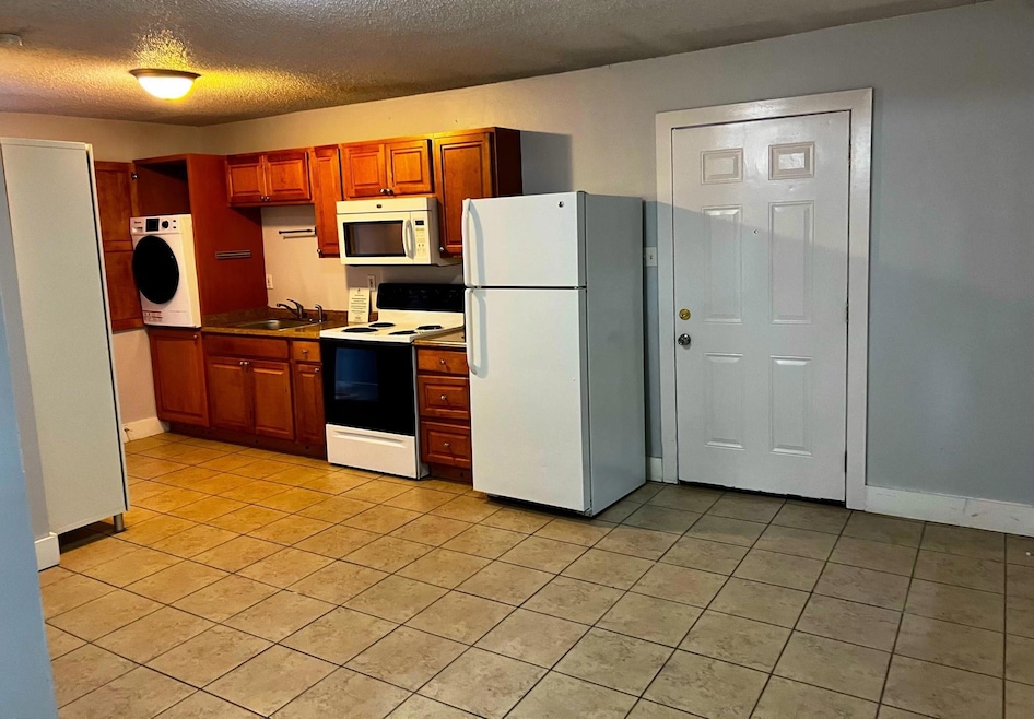 For Rent $1,145/month