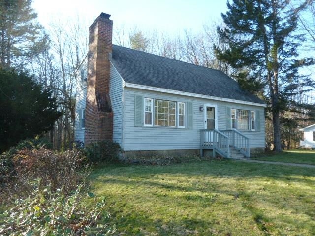 10 Hampshire Dr, Franklin, NH 03235 - photo 1