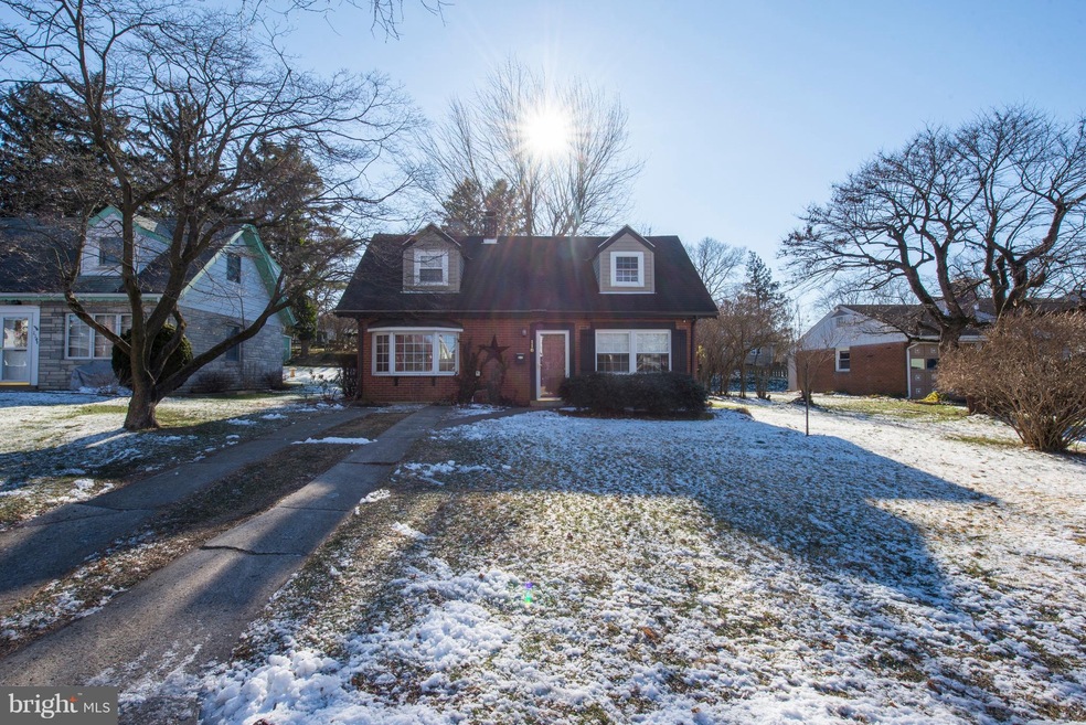 118 Fox St, Emmaus, PA 18049 - photo 1