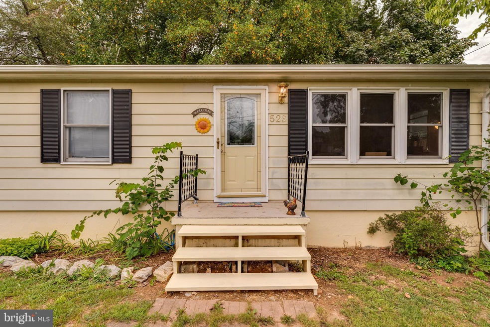 523 Sandpiper Ln, Shepherdstown, WV 25443 - photo 1