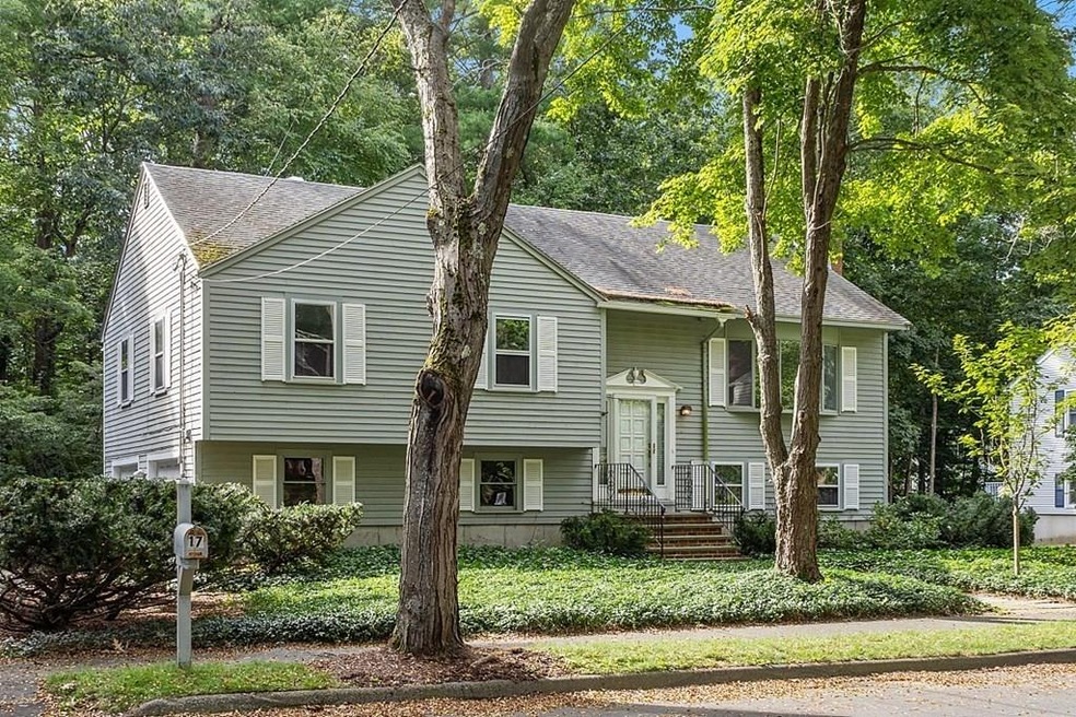 17 Naumkeag Row, Danvers, MA 01923 - photo 1