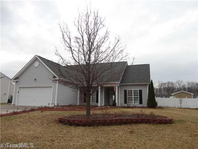Exterior Front. Move in READY! one story living with bonus room. Freshly painted interior