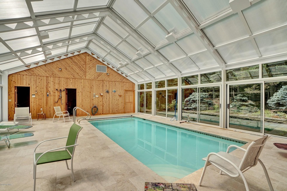 52 Holiday Dr, Hawley, PA 18428 - photo 1