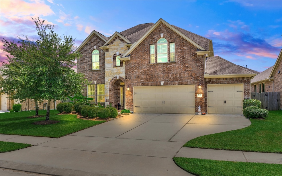 Picture perfect and turn-key ready! Don't miss out