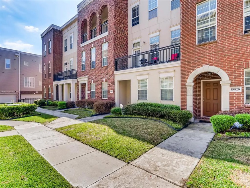 15824 Breedlove Place unit 1, Addison, TX 75001 - photo 1