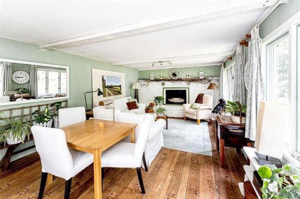 8 Maple Ave, Newton, NH 03858 - photo 1