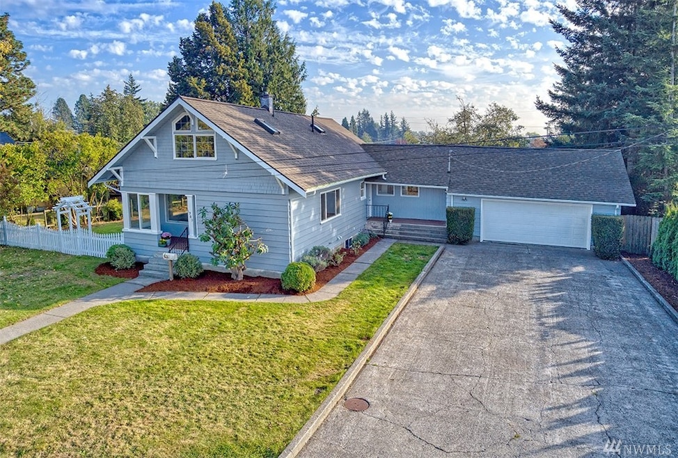 1709 Front St, Lynden, WA 98264 - photo 1