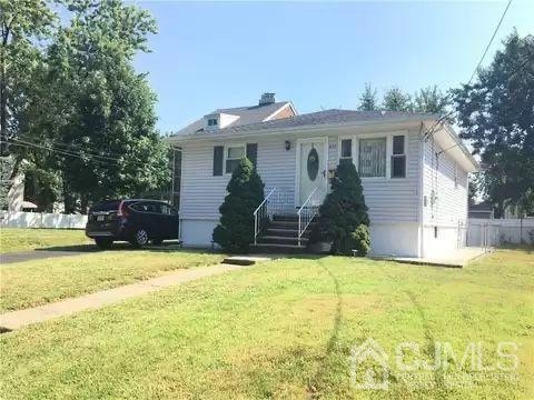 822 Coolidge Ave, Woodbridge, NJ 07095 - photo 1