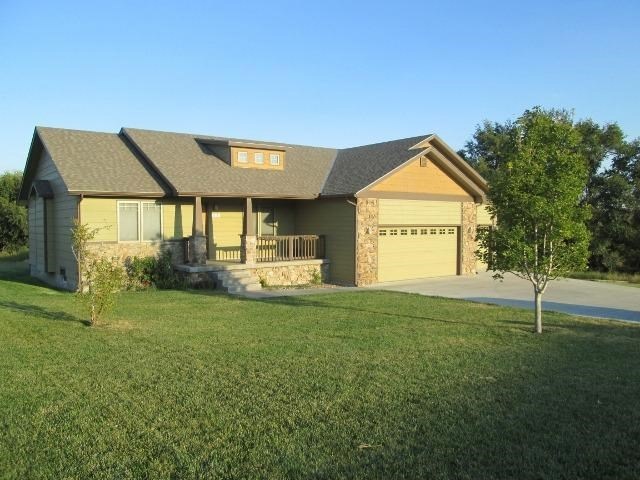 200 N 6th St, Cimarron, KS 67835 - photo 1