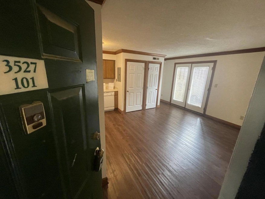 3527 Ivy Commons Dr unit 101, Raleigh, NC 27606 - photo 1