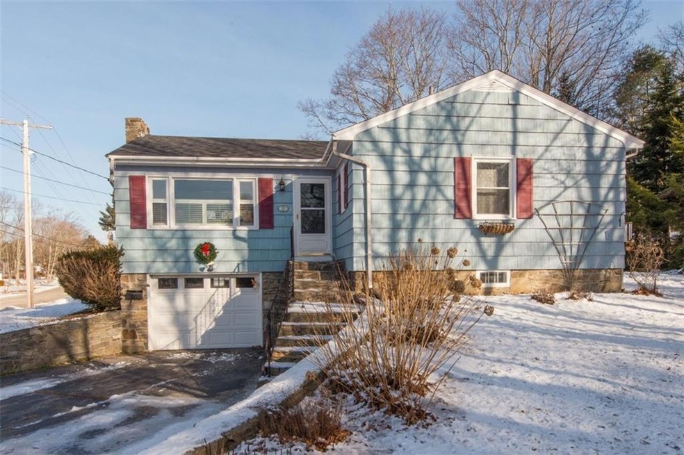 25 Kenney Field Dr, Boothbay Harbor, ME 04538 - photo 1