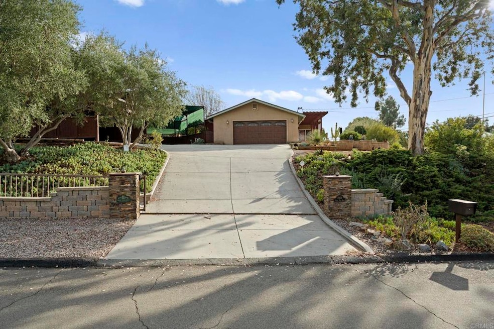 2909 Olive View Rd, Alpine, CA 91901 - photo 1