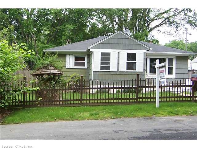 159 Charlotte St, Waterbury, CT 06704 - photo 1