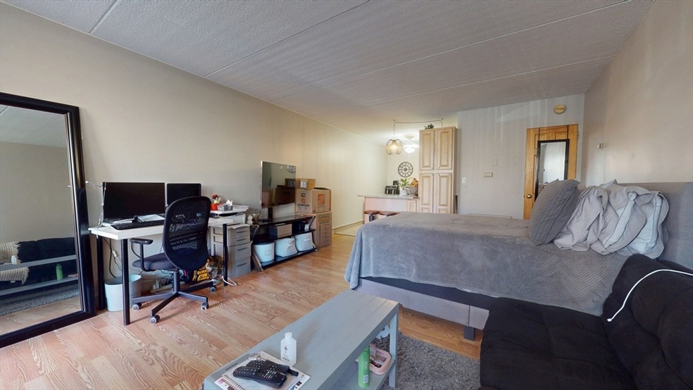 Parkview Condominiums unit T36, Winchester, MA 01890 - photo 1