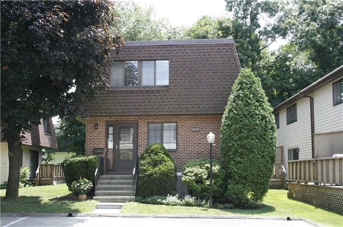 202 Soundview Ave unit 72, Stamford, CT 06902 - photo 1