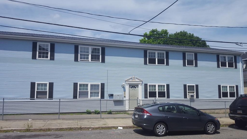 375 Third St unit 4, Fall River, MA 02721 - photo 1