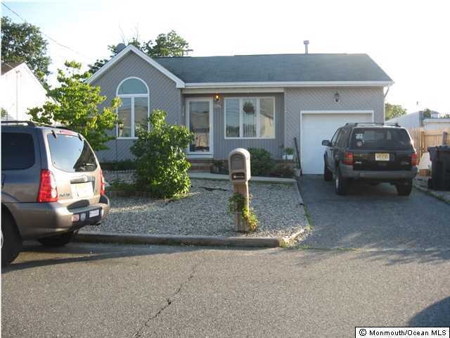 772 Francis Dr, Toms River, NJ 08753 - photo 1