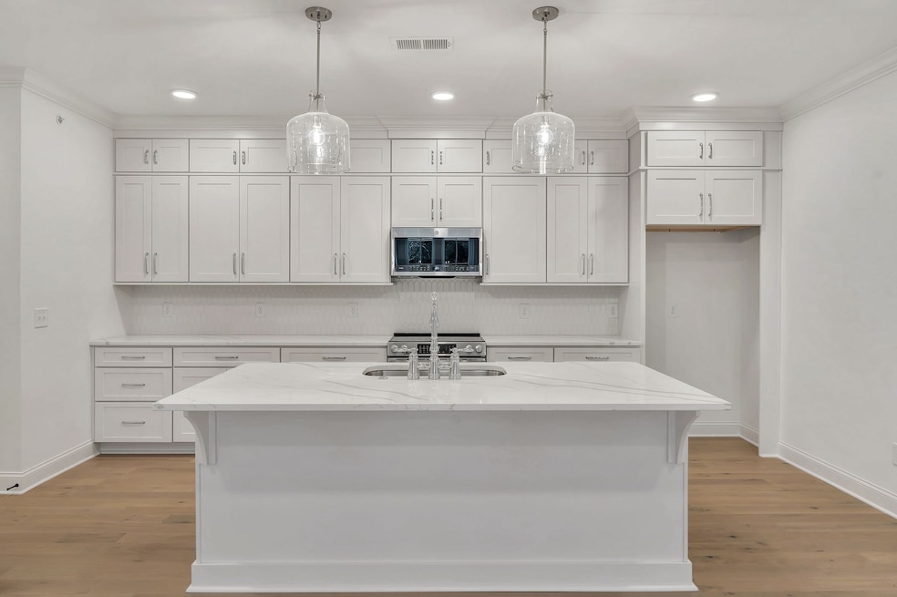 For Sale $644,000 • Co-Listing Agent