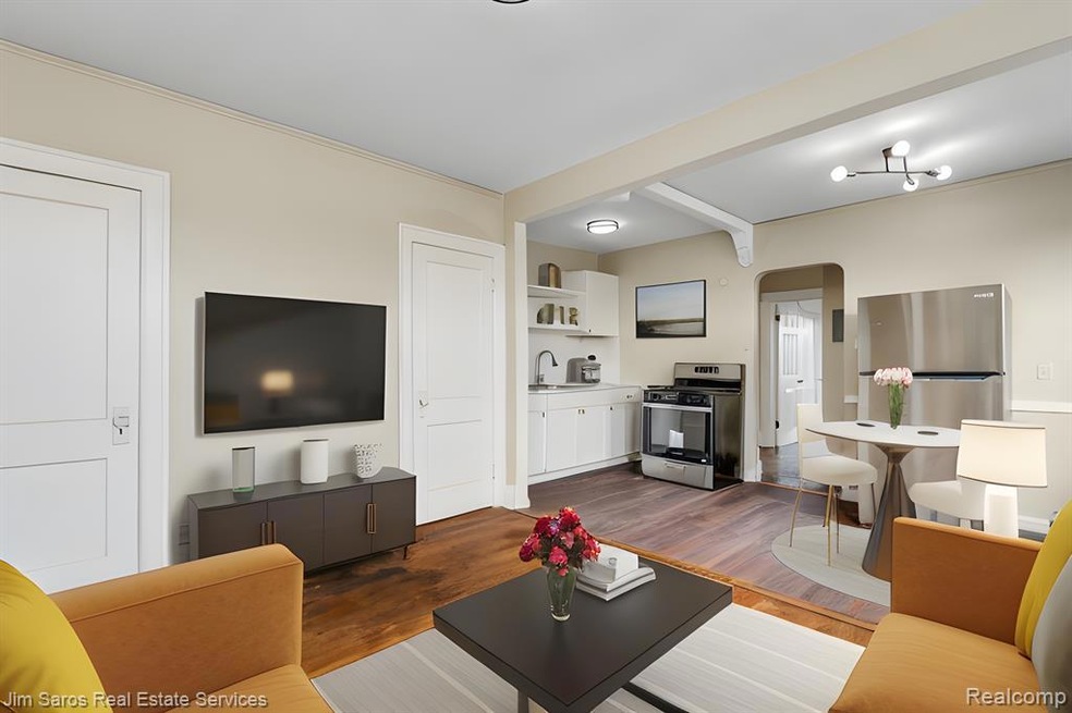 2940 Alter Rd unit 202, Detroit, MI 48215 - photo 1