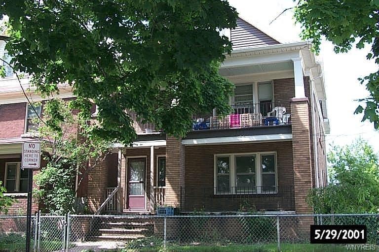 1562 Ashland Ave, Niagara Falls, NY 14301 - photo 1