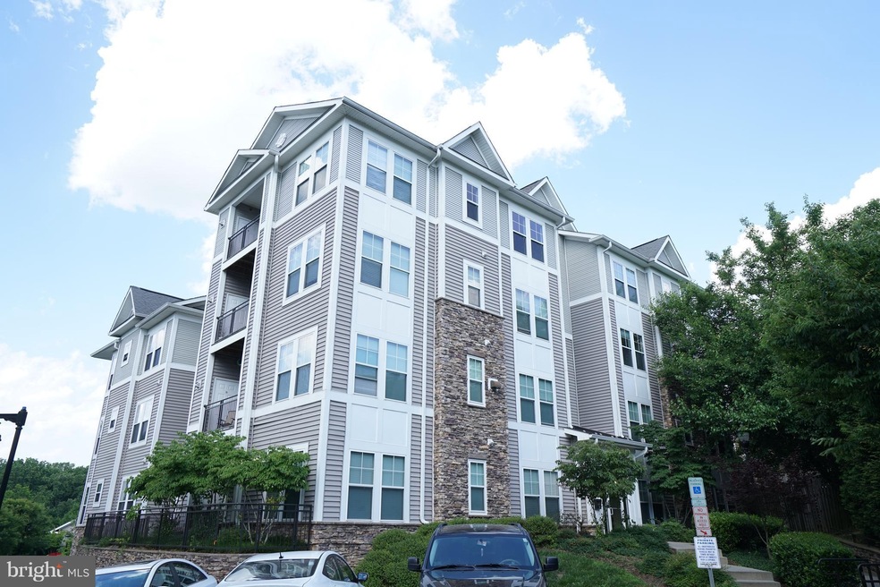 1301 Karen Blvd unit 402, Capitol Heights, MD 20743 - photo 1