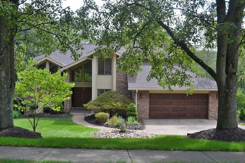 Stunning Spagnolo built contemporary located in an