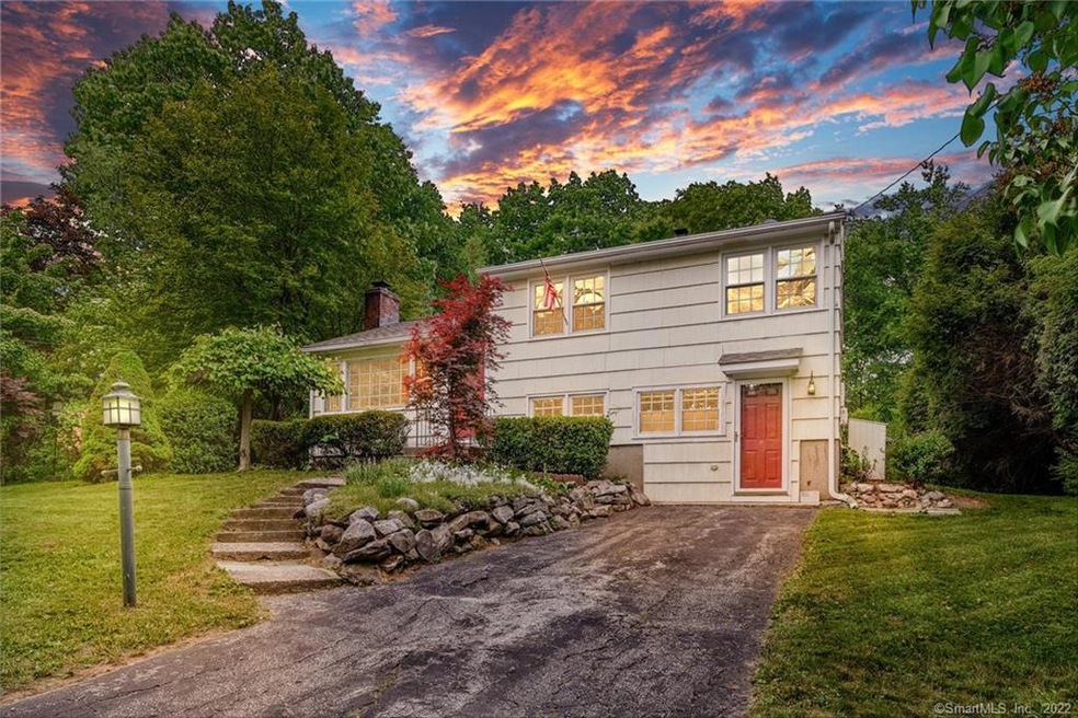 27 Pine Tree Rd, Monroe, CT 06468 - photo 1