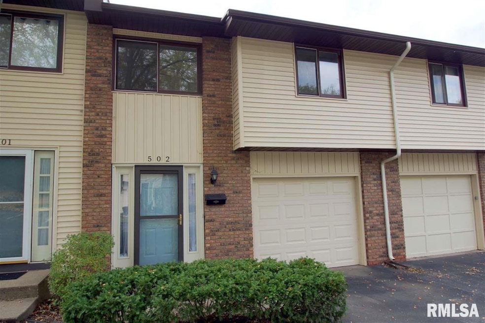 4023 Lillie Ave unit 502, Davenport, IA 52806 - photo 1