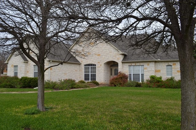 714 Lupine Ln, Fredericksburg, TX 78624 - photo 1