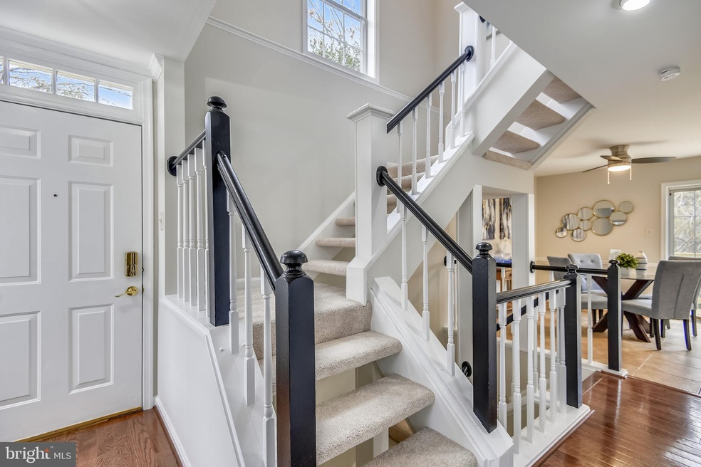 11942 Sentinel Point Ct, Reston, VA 20191 - photo 1